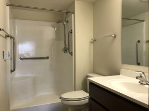 Dogwood | Bathroom 1