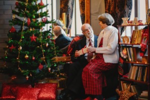 Creating Joyful Holiday Memories for Loved Ones in Assisted Living