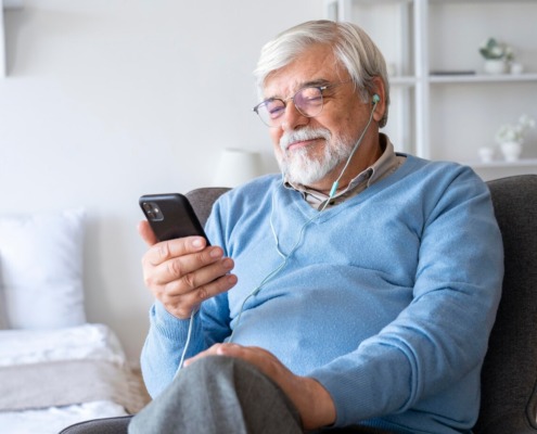 Why Seniors Need Tech Skills to Stay Connected