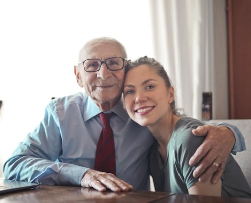 How Senior Living Homes Can Beat Isolation and Thrive