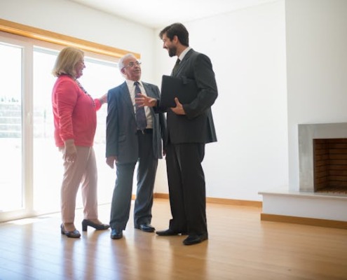 Questions to Ask When Touring Senior Living Apartments